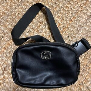Crossbody bag